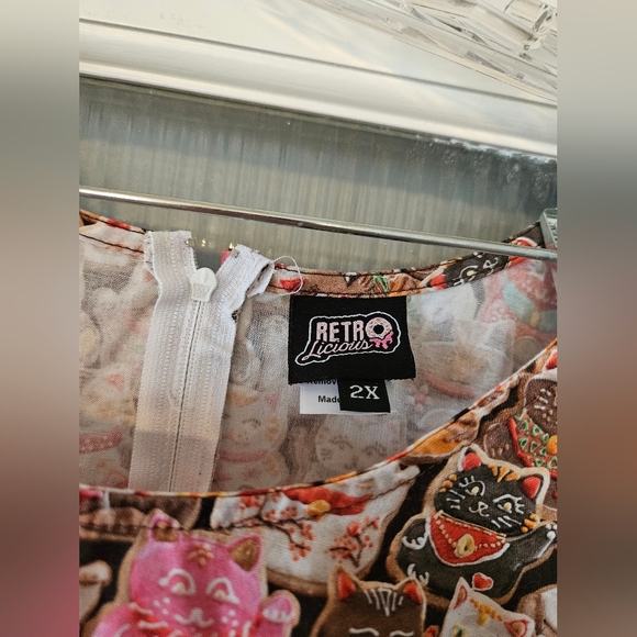 Retrolicipus Dress Size 2x - Picture 3 of 3